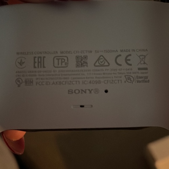 PlayStation five controller - Picture 3 of 3